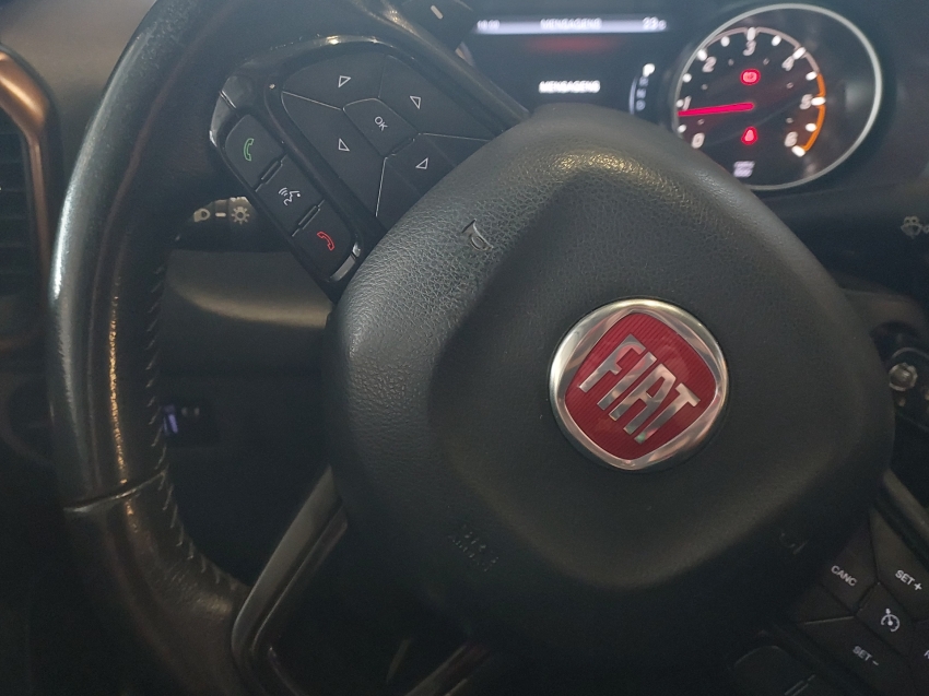 fiat toro 2.0 16v turbo diesel volcano 4wd at9 4p automatico 201815