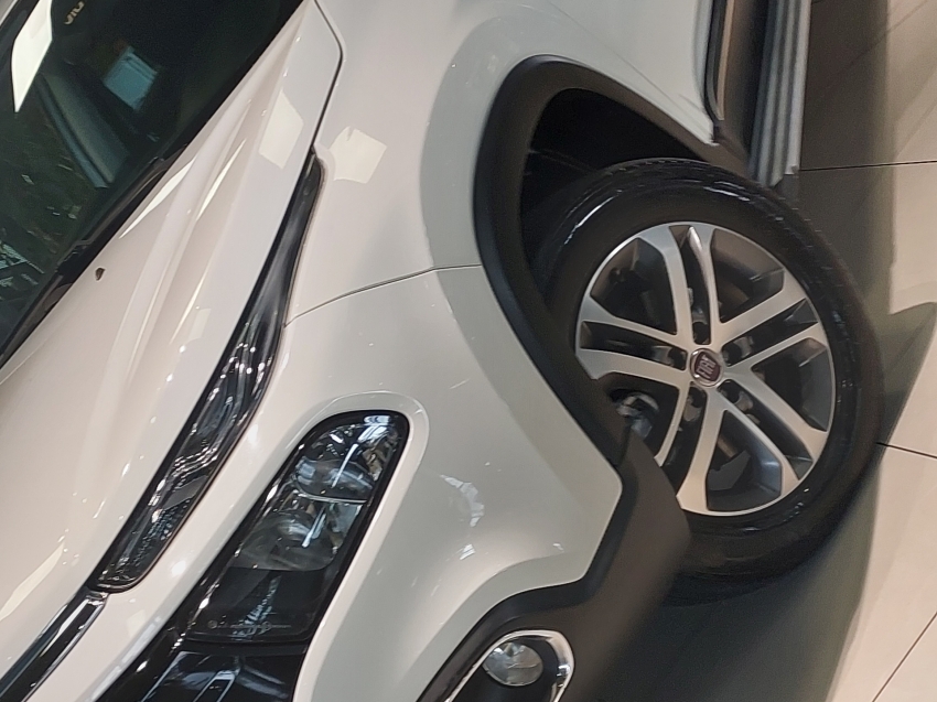 fiat toro 2.0 16v turbo diesel volcano 4wd at9 4p automatico 201824