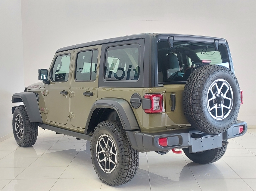 jeep wrangler 2.0 turbo gasolina rubicon 4p 4x4 at8 automatico 20253