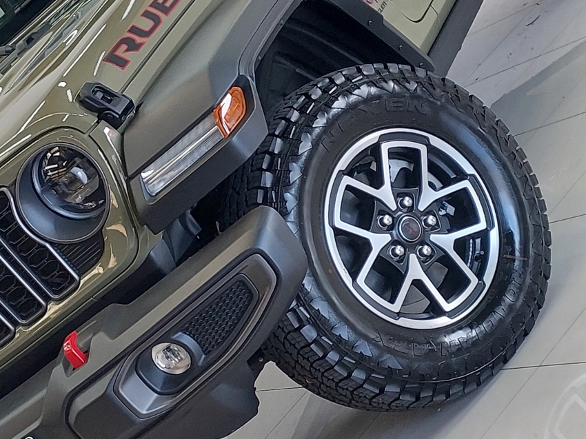 jeep wrangler 2.0 turbo gasolina rubicon 4p 4x4 at8 automatico 202526