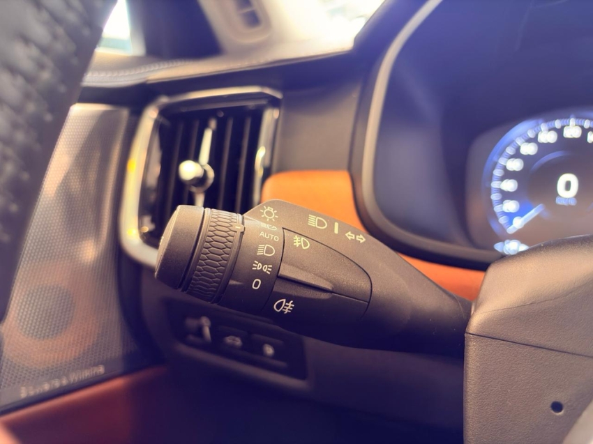 volvo s90 2.0 t8 hybrid inscription awd geartronic hibrido 4p automatico 202016