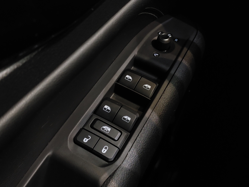 jeep compass 2.0 hurricane 4 turbo gasolina blackhawk at9 4p automatico 202521