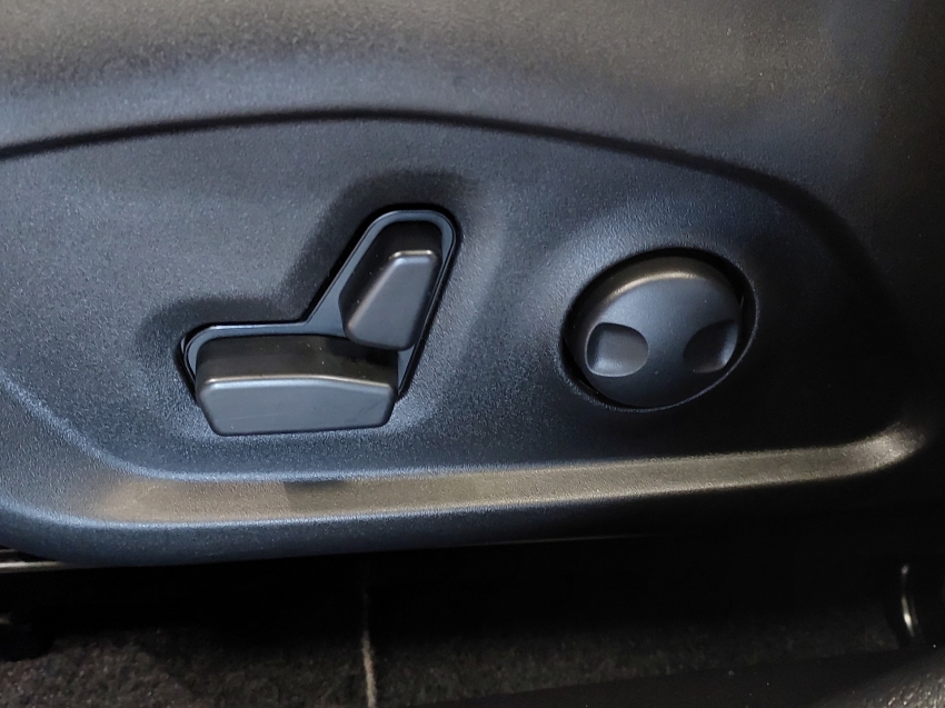 jeep compass 2.0 hurricane 4 turbo gasolina blackhawk at9 4p automatico 202518