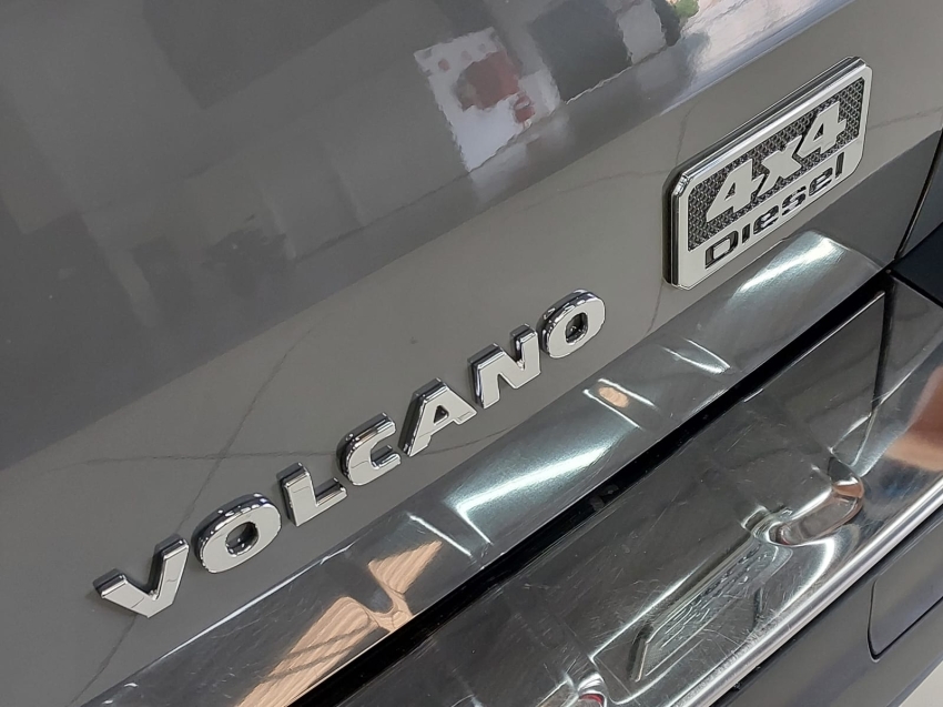 fiat toro 2.0 16v turbo diesel volcano 4wd at9 4p automatico 202424