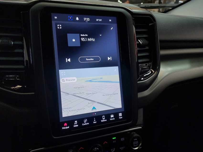 fiat toro 2.0 16v turbo diesel volcano 4wd at9 4p automatico 202412