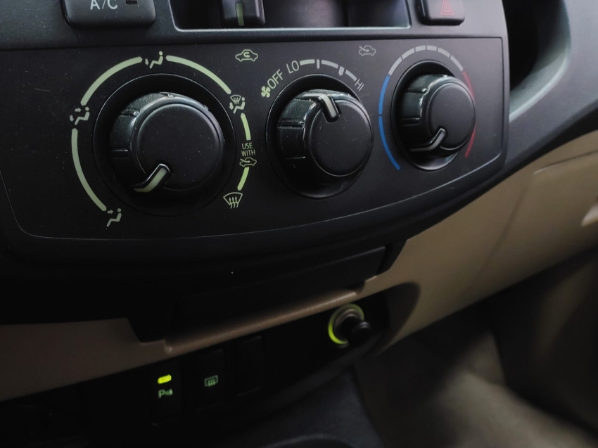 toyota hilux sw4 2.7 sr 4x2 16v flex 4p automatico 201411