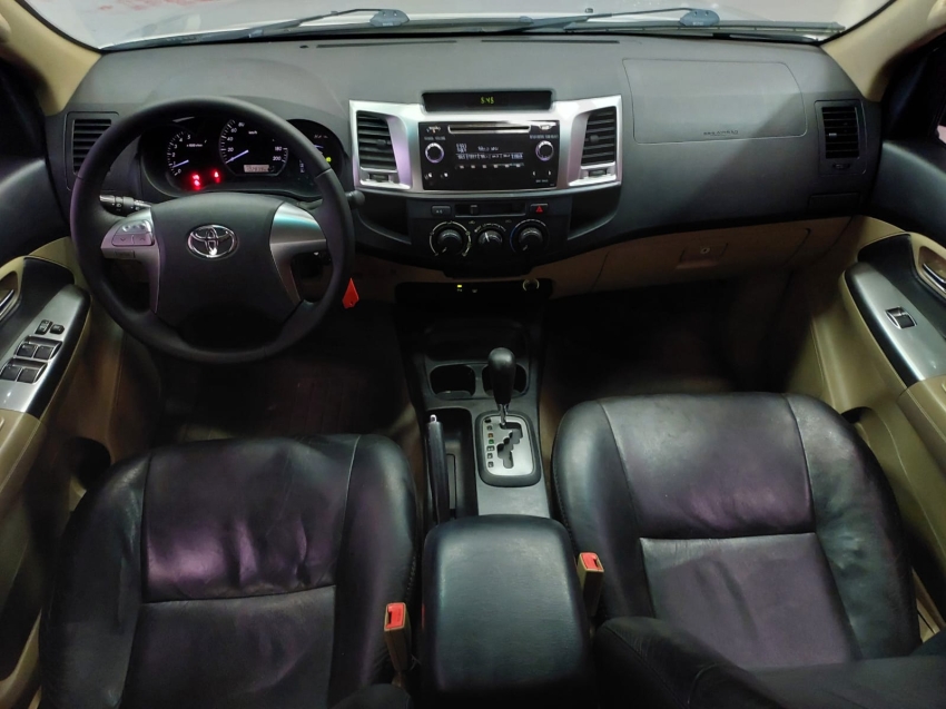 toyota hilux sw4 2.7 sr 4x2 16v flex 4p automatico 20147