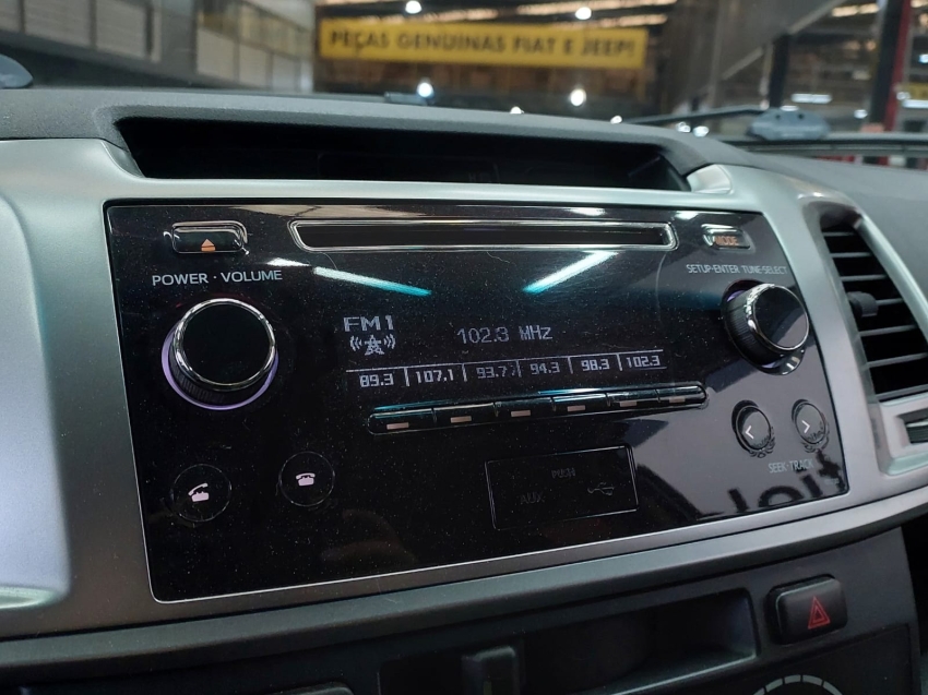 toyota hilux sw4 2.7 sr 4x2 16v flex 4p automatico 201412