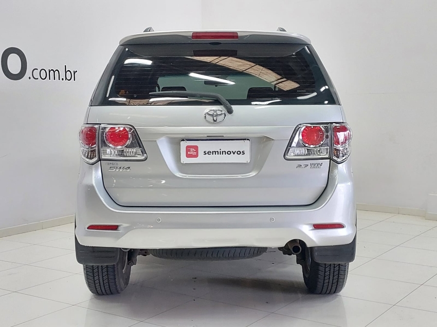 toyota hilux sw4 2.7 sr 4x2 16v flex 4p automatico 20145