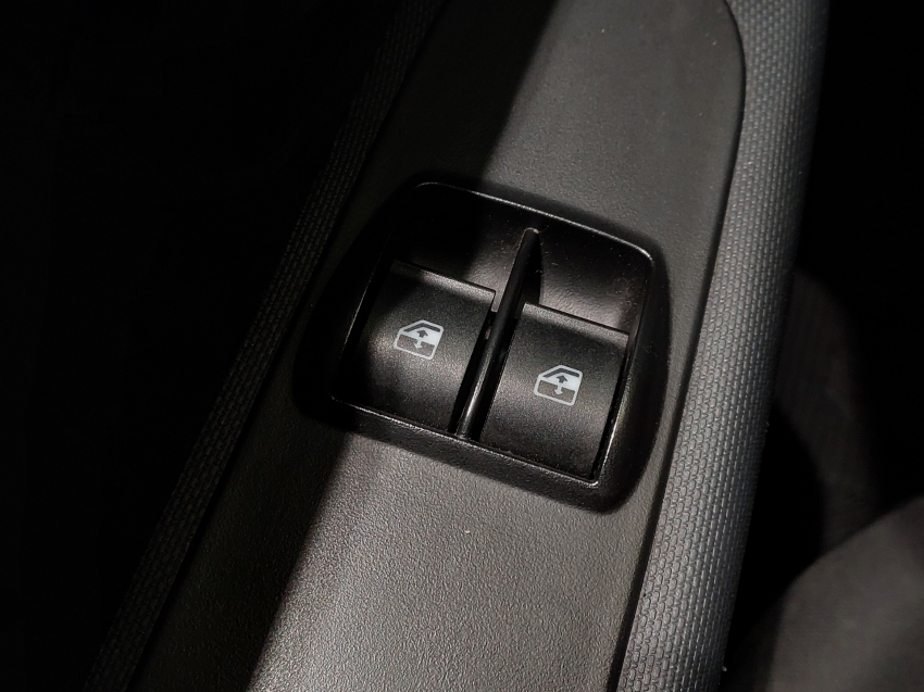 fiat mobi 1.0 evo flex like. manual 4p 202214