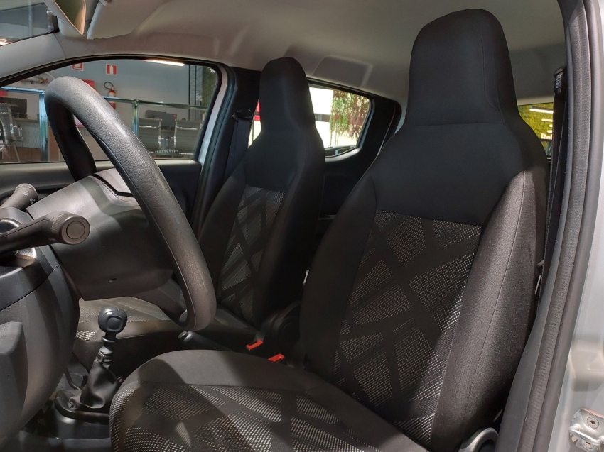 fiat mobi 1.0 evo flex like. manual 4p 20228