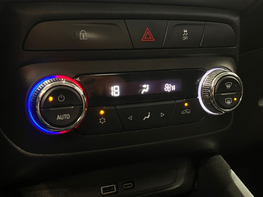 chevrolet montana 1.2 turbo flex premier automatico 4p 202311