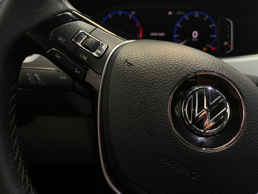 volkswagen t-cross 1.4 250 tsi total flex highline automatico 4p 202017