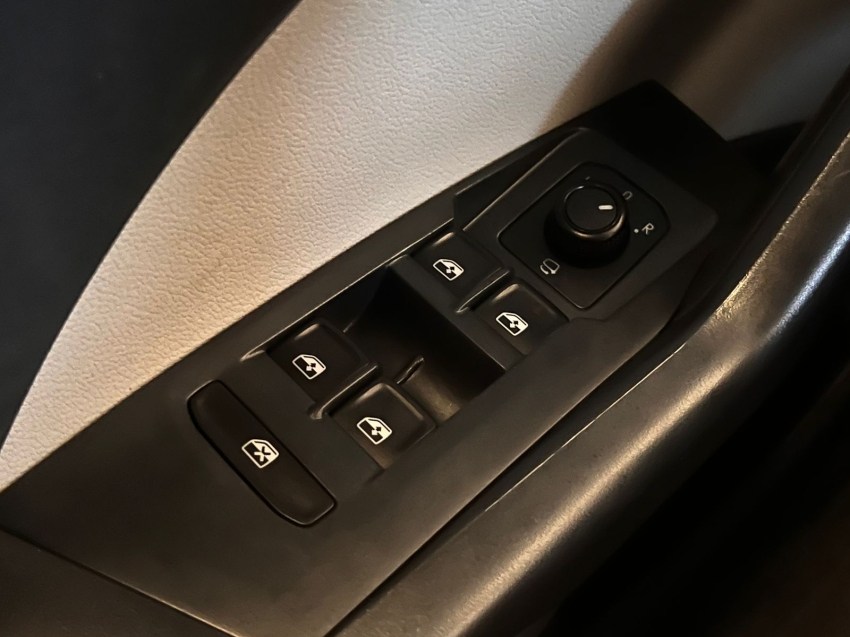 volkswagen t-cross 1.4 250 tsi total flex highline automatico 4p 202015