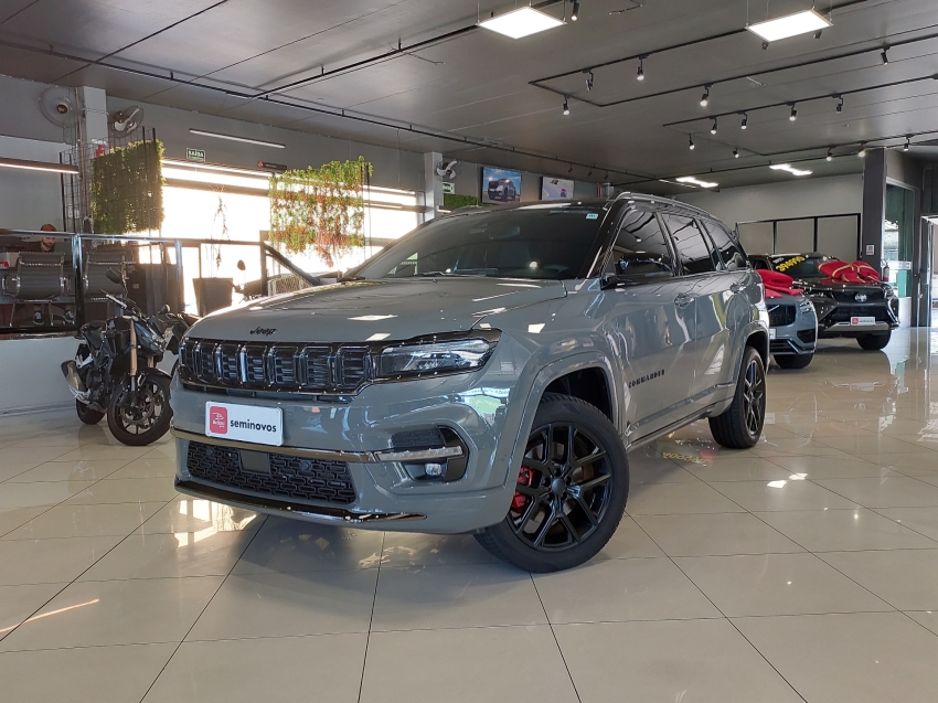 jeep commander 2.0 hurricane 4 turbo gasolina blackhawk at9 4p automatico 202527