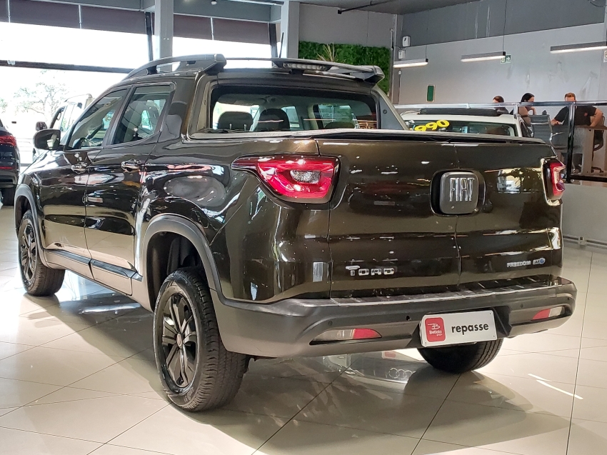 fiat toro 2.4 16v multiair flex freedom at9 4p automatico 20184