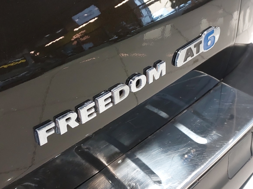 fiat toro 2.4 16v multiair flex freedom at9 4p automatico 201821