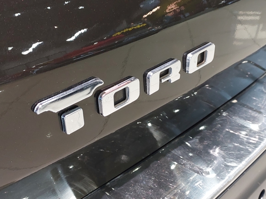 fiat toro 2.4 16v multiair flex freedom at9 4p automatico 201822