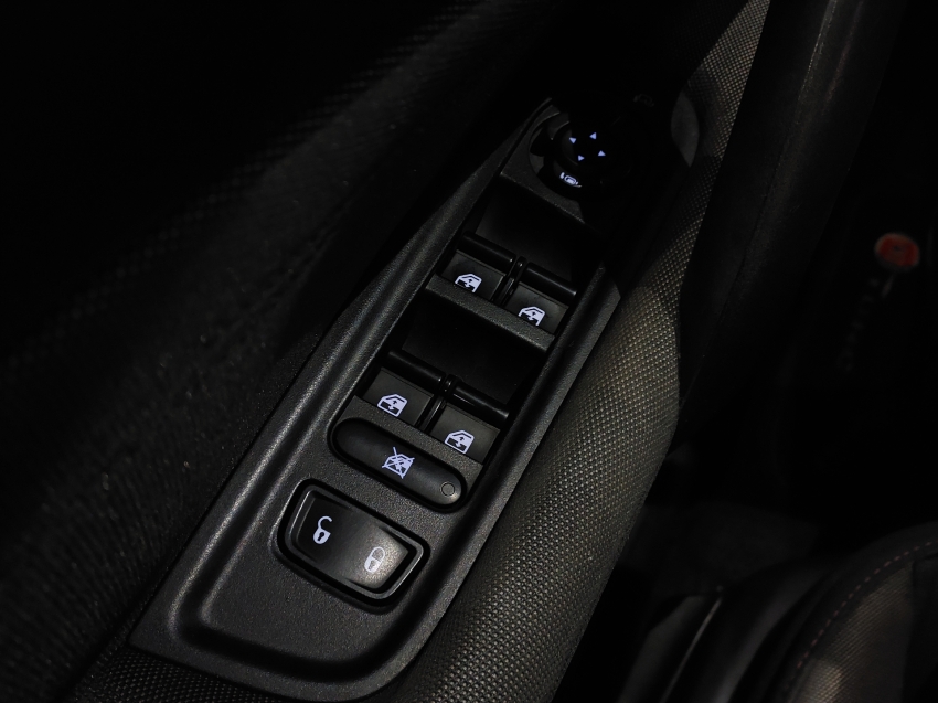 fiat toro 2.4 16v multiair flex freedom at9 4p automatico 201819