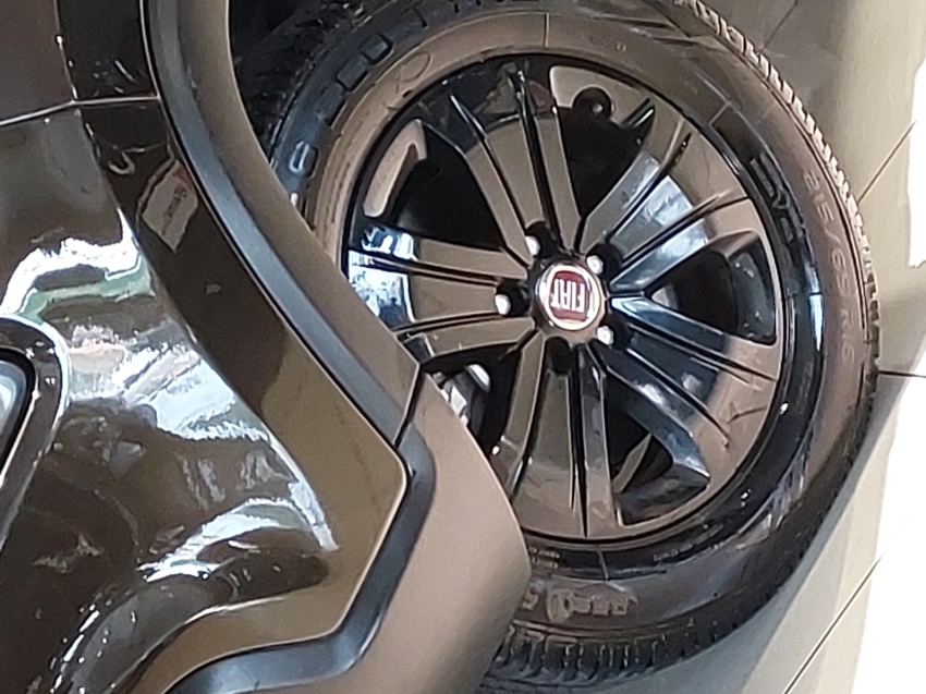 fiat toro 2.4 16v multiair flex freedom at9 4p automatico 201823