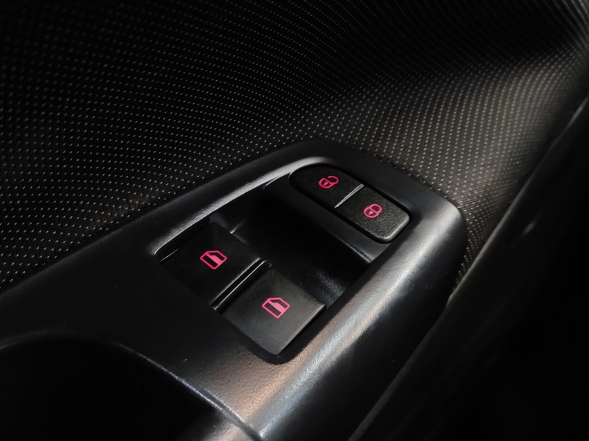 volkswagen gol 1.6 msi totalflex 4p manual flex 202014