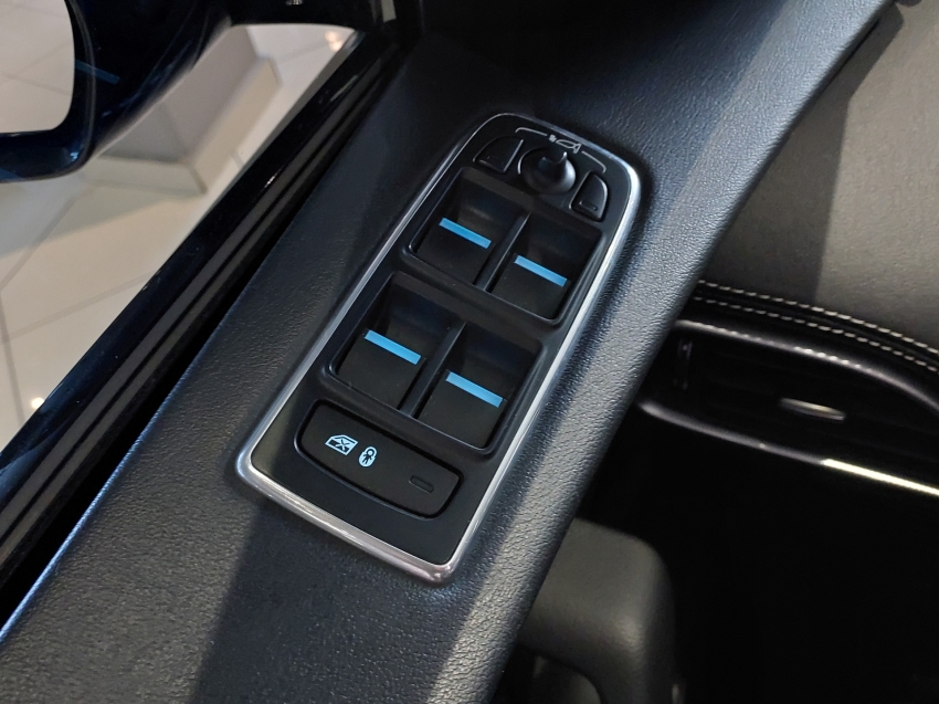 jaguar f-pace 2.0 16v ingenium r-sport awd 4p automatico gasolina 201820