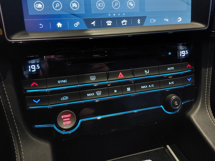 jaguar f-pace 2.0 16v ingenium r-sport awd 4p automatico gasolina 201812