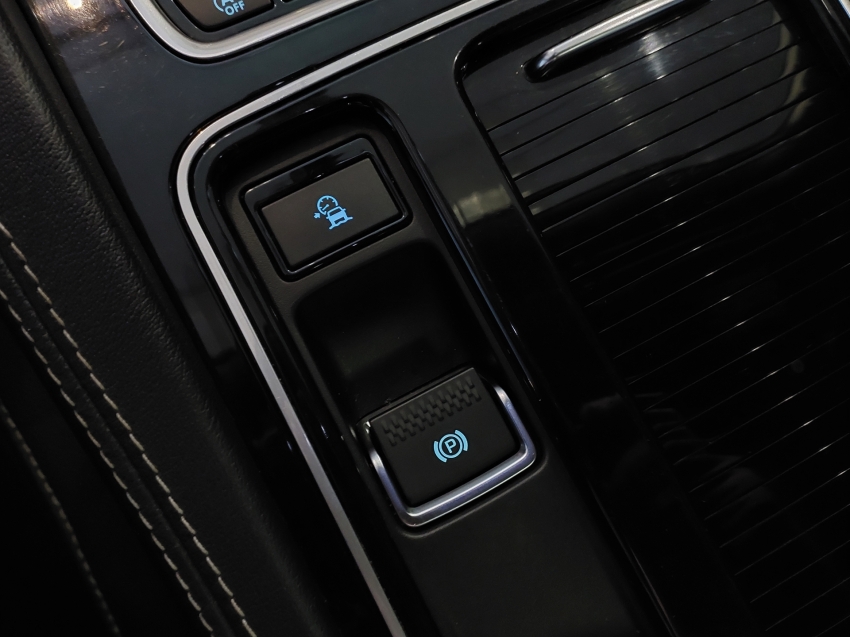 jaguar f-pace 2.0 16v ingenium r-sport awd 4p automatico gasolina 201819