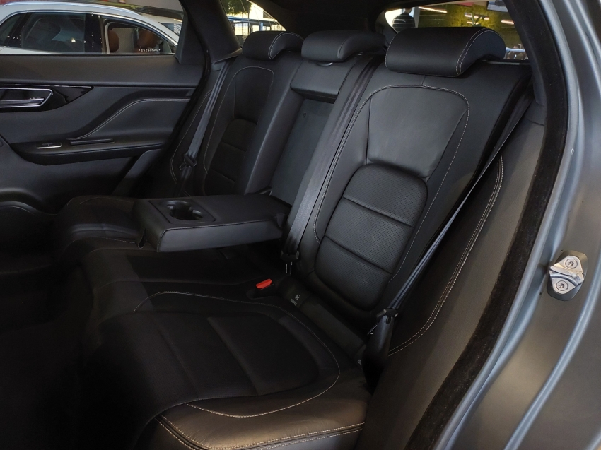 jaguar f-pace 2.0 16v ingenium r-sport awd 4p automatico gasolina 201811