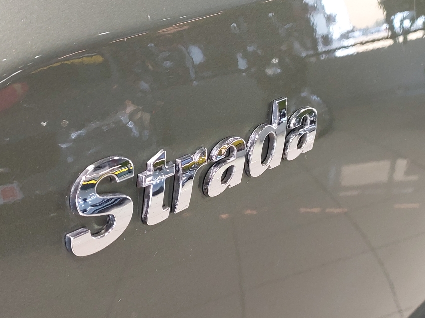 fiat strada 1.8 mpi adventure cd 16v flex 2p manual 201420