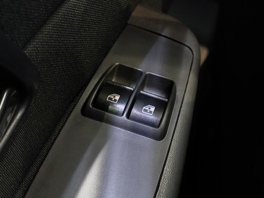 fiat strada 1.8 mpi adventure cd 16v flex 2p manual 201417