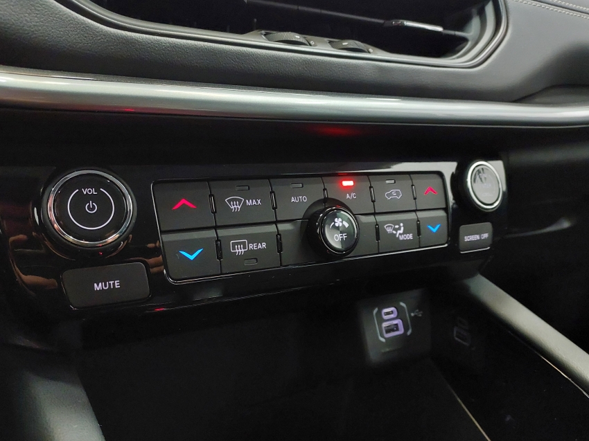 jeep commander 1.3 t270 turbo flex longitude at6 4p automatico 202512