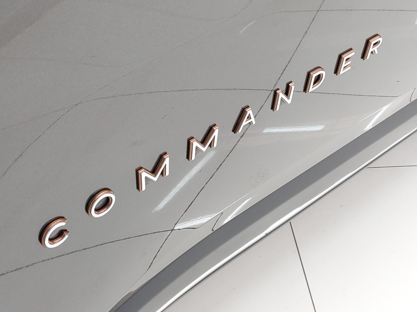 jeep commander 1.3 t270 turbo flex longitude at6 4p automatico 202524