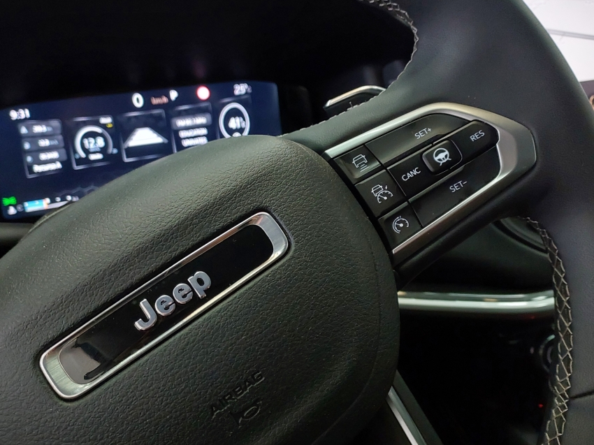 jeep commander 1.3 t270 turbo flex longitude at6 4p automatico 202519