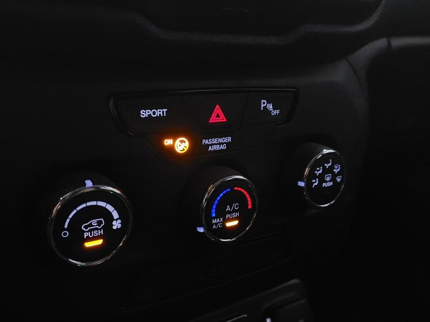 jeep renegade 1.8 16v flex sport 4p automatico 202111