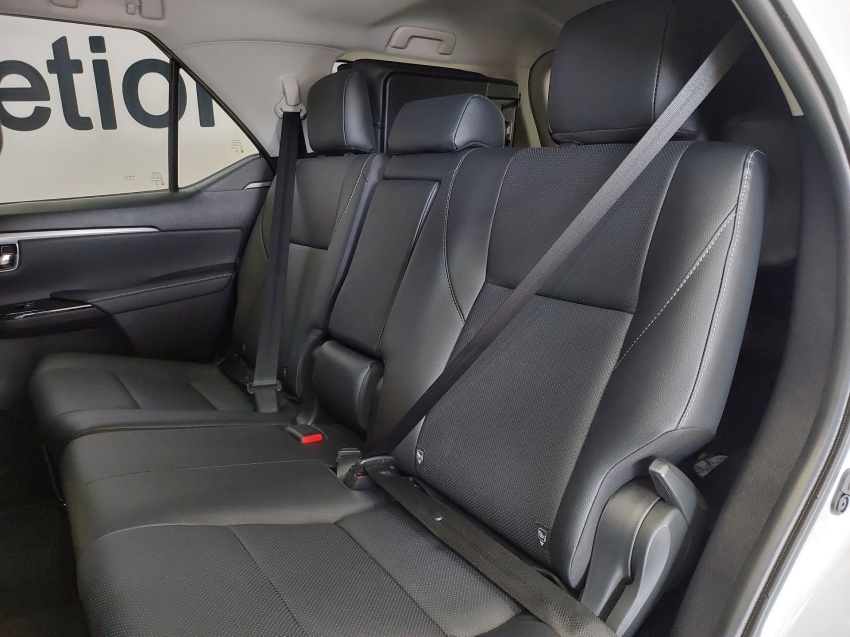 toyota hilux sw4 2.8 d-4d turbo diesel srx platinum 7l 4x4 automatico 4p 20259