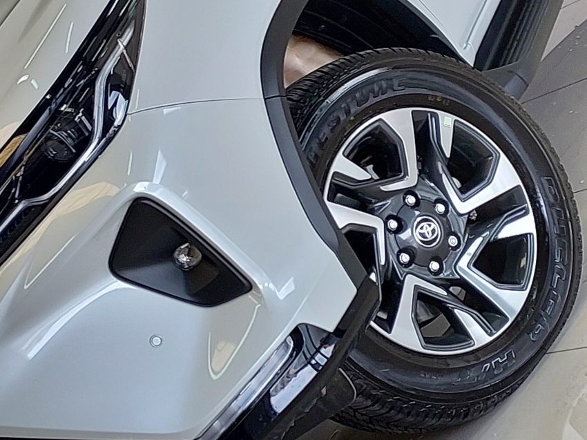 toyota hilux sw4 2.8 d-4d turbo diesel srx platinum 7l 4x4 automatico 4p 202525