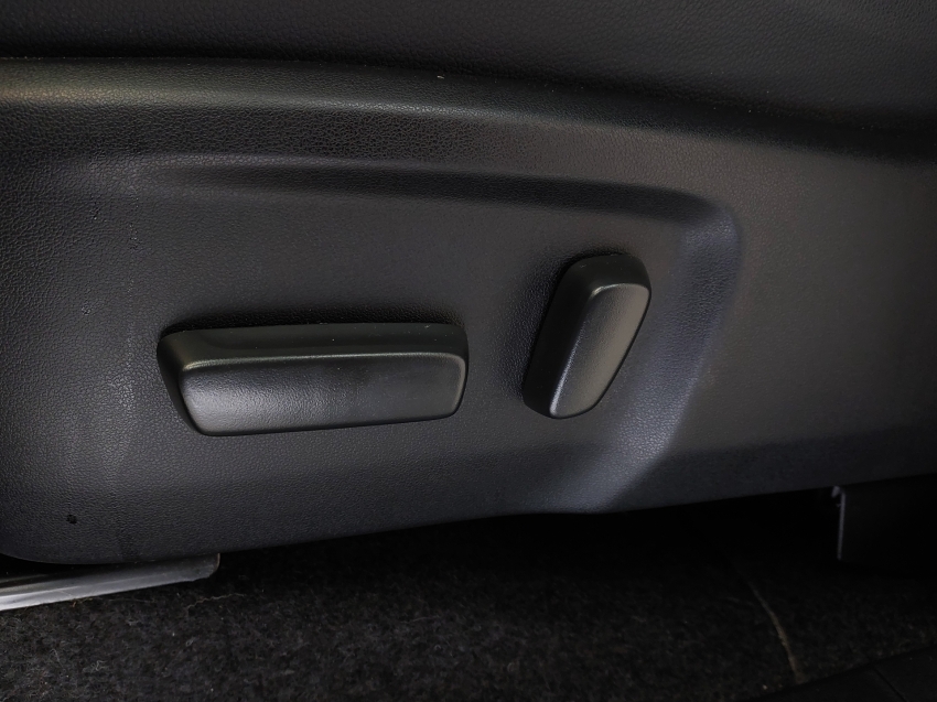 toyota hilux sw4 2.8 d-4d turbo diesel srx platinum 7l 4x4 automatico 4p 202520