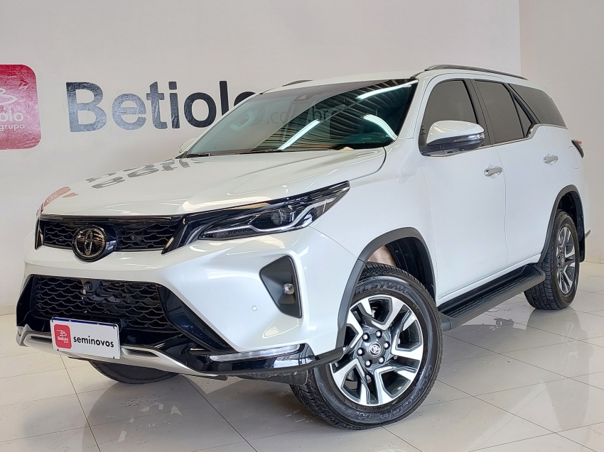 toyota hilux sw4 2.8 d-4d turbo diesel srx platinum 7l 4x4 automatico 4p 20251