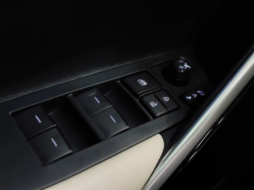 toyota corolla cross 1.8 vvt-i hybrid flex xrx cvt hibrido 4p automatico 202520