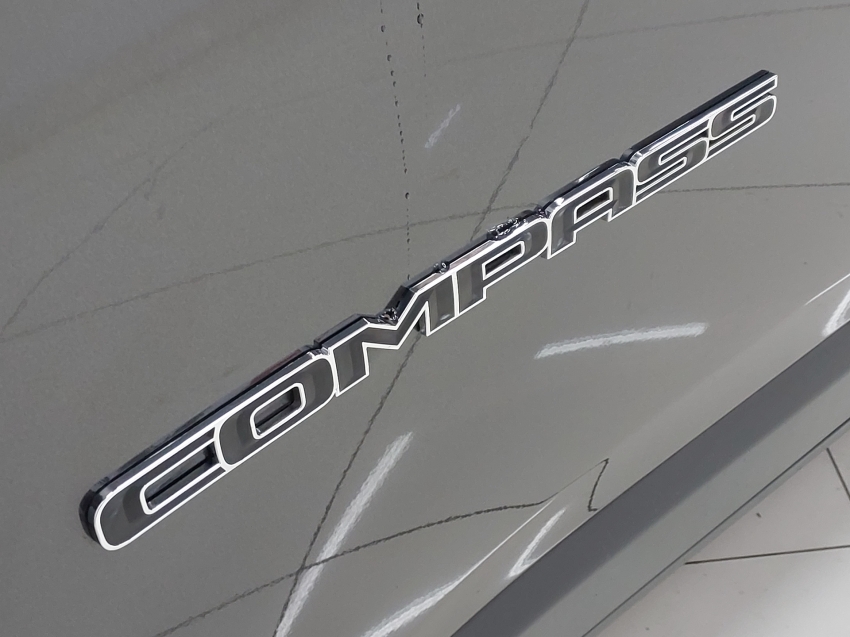 jeep compass 1.3 t270 turbo flex longitude at6 4p automatico 202321