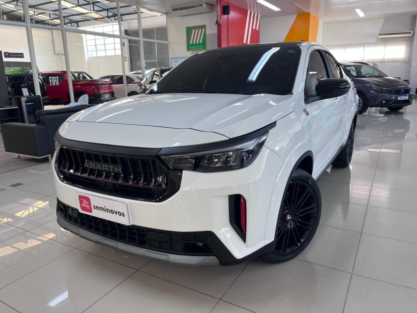 fiat fastback 1.3 turbo 270 flex abarth at6 4p automatico 2026