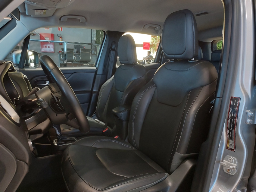 jeep renegade 1.8 16v flex longitude 4p automatico 20218