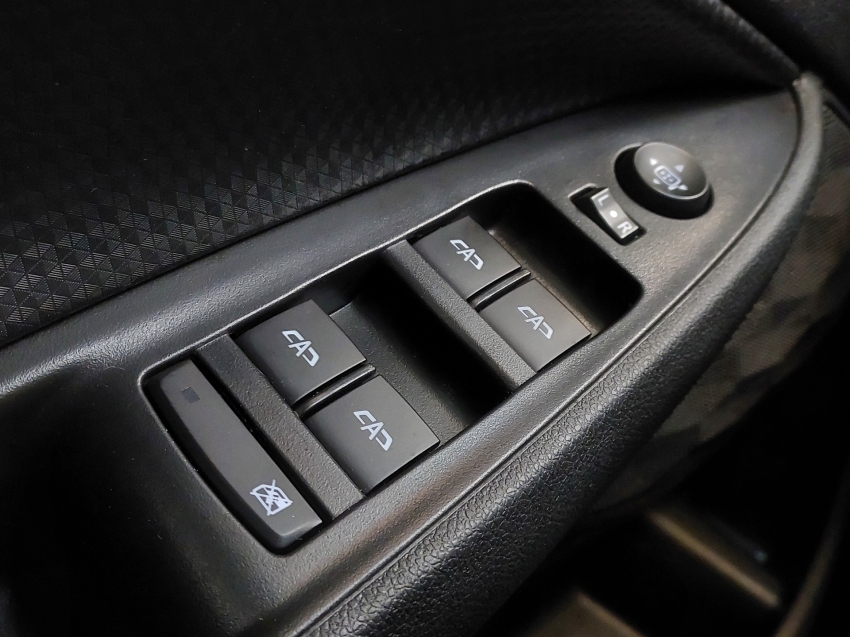 chevrolet onix 1.0 turbo flex lt manual 4p 202316