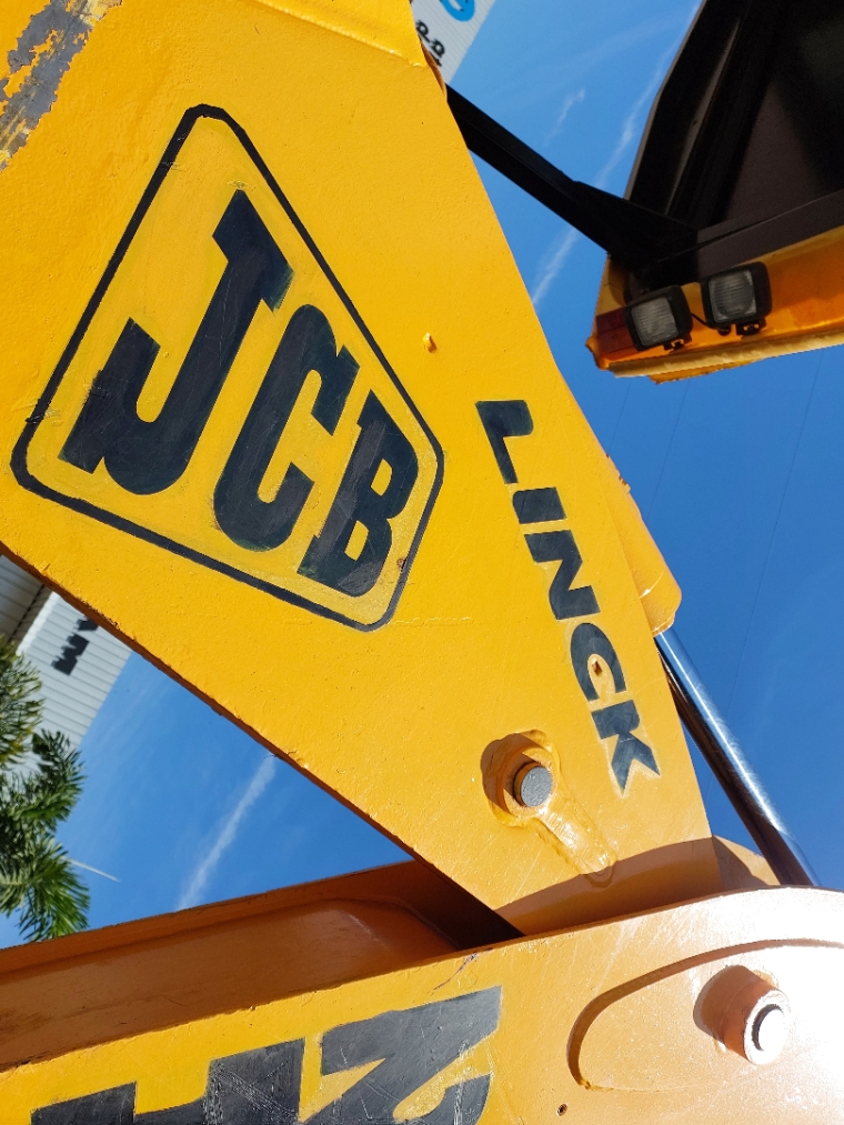 jcb retroescavadeira 214 s diesel automatico 202117