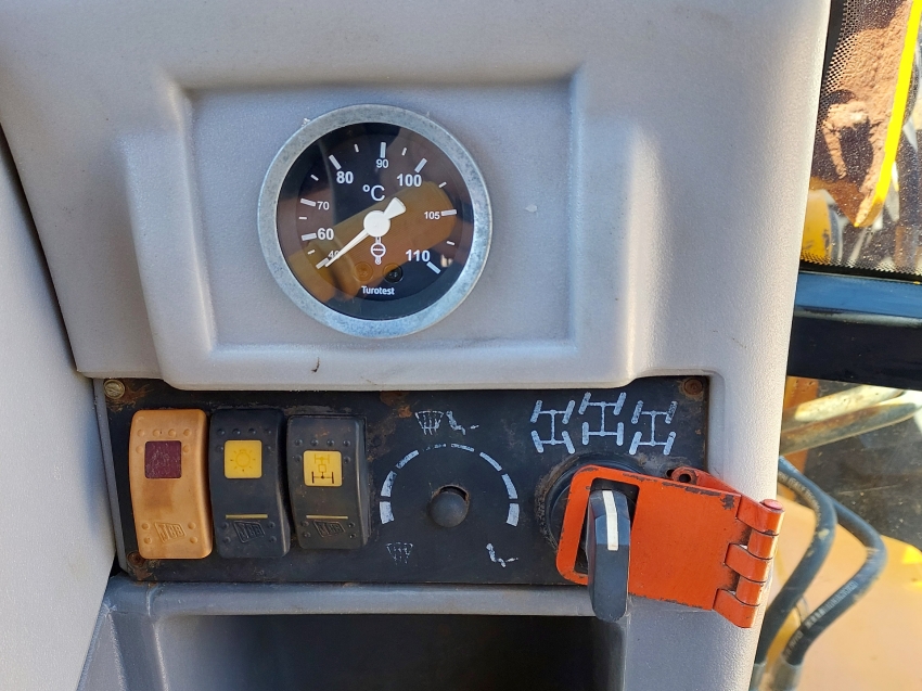 jcb retroescavadeira 214 s diesel automatico 202113