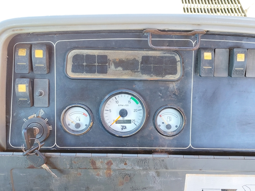 jcb retroescavadeira 214 s diesel automatico 202112