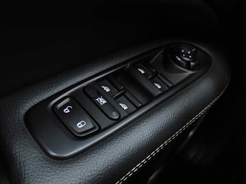 fiat toro 2.0 16v turbo diesel volcano 4wd at9 4p automatico 202221