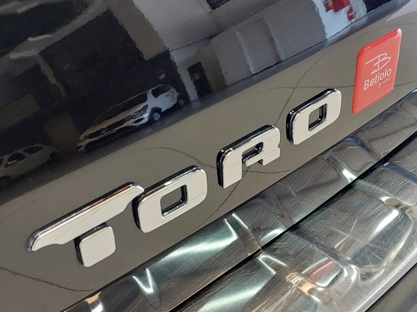 fiat toro 2.0 16v turbo diesel volcano 4wd at9 4p automatico 202222