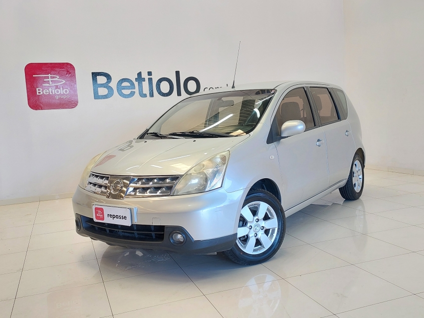 nissan livina 1.6 sl 16v flex 4p manual 201018